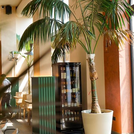Hotel Saly Durrës 외부 사진