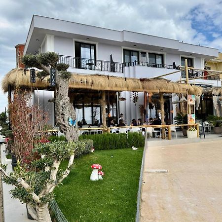 Hotel Saly Durrës 외부 사진