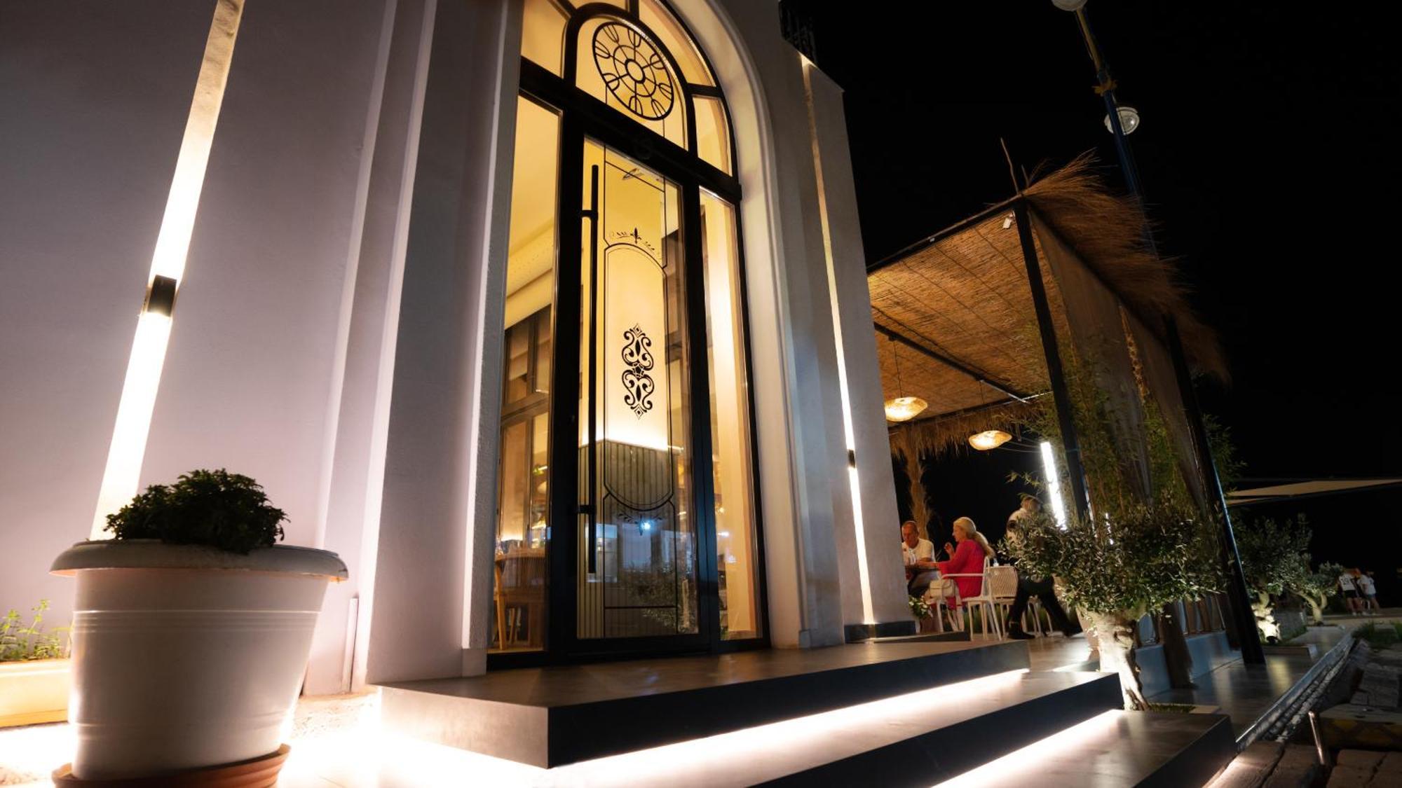 Hotel Saly Durrës 외부 사진