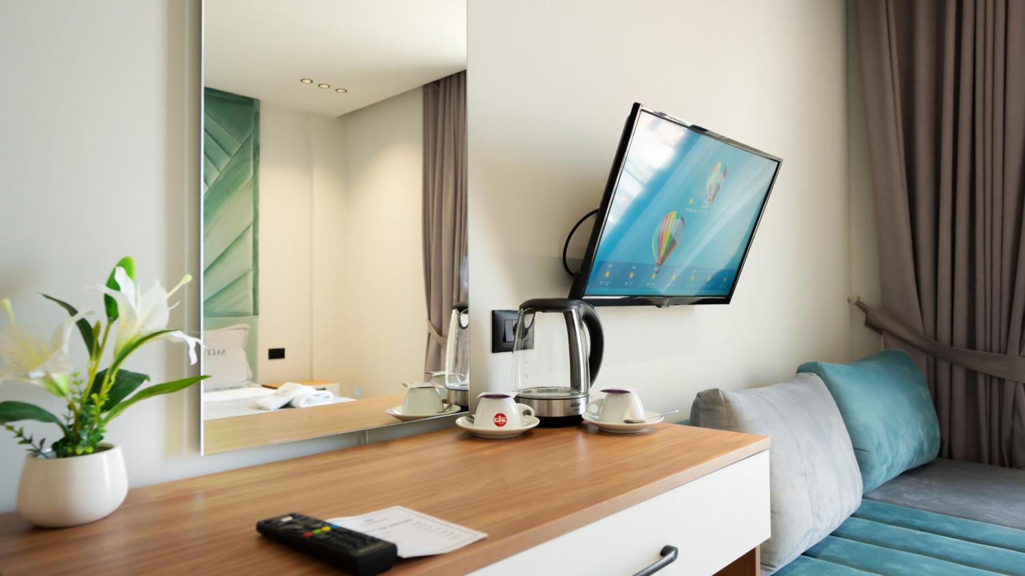 Hotel Saly Durrës 외부 사진