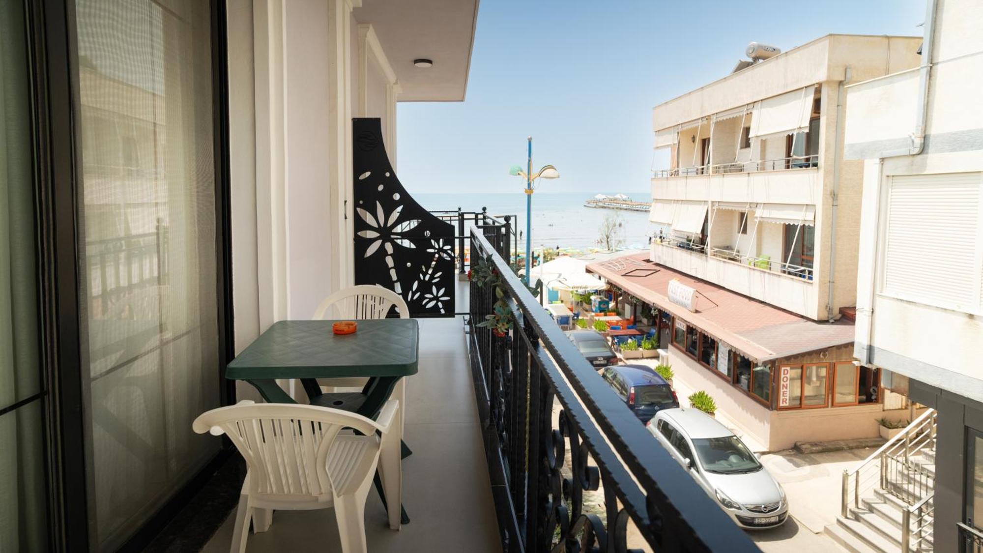 Hotel Saly Durrës 외부 사진