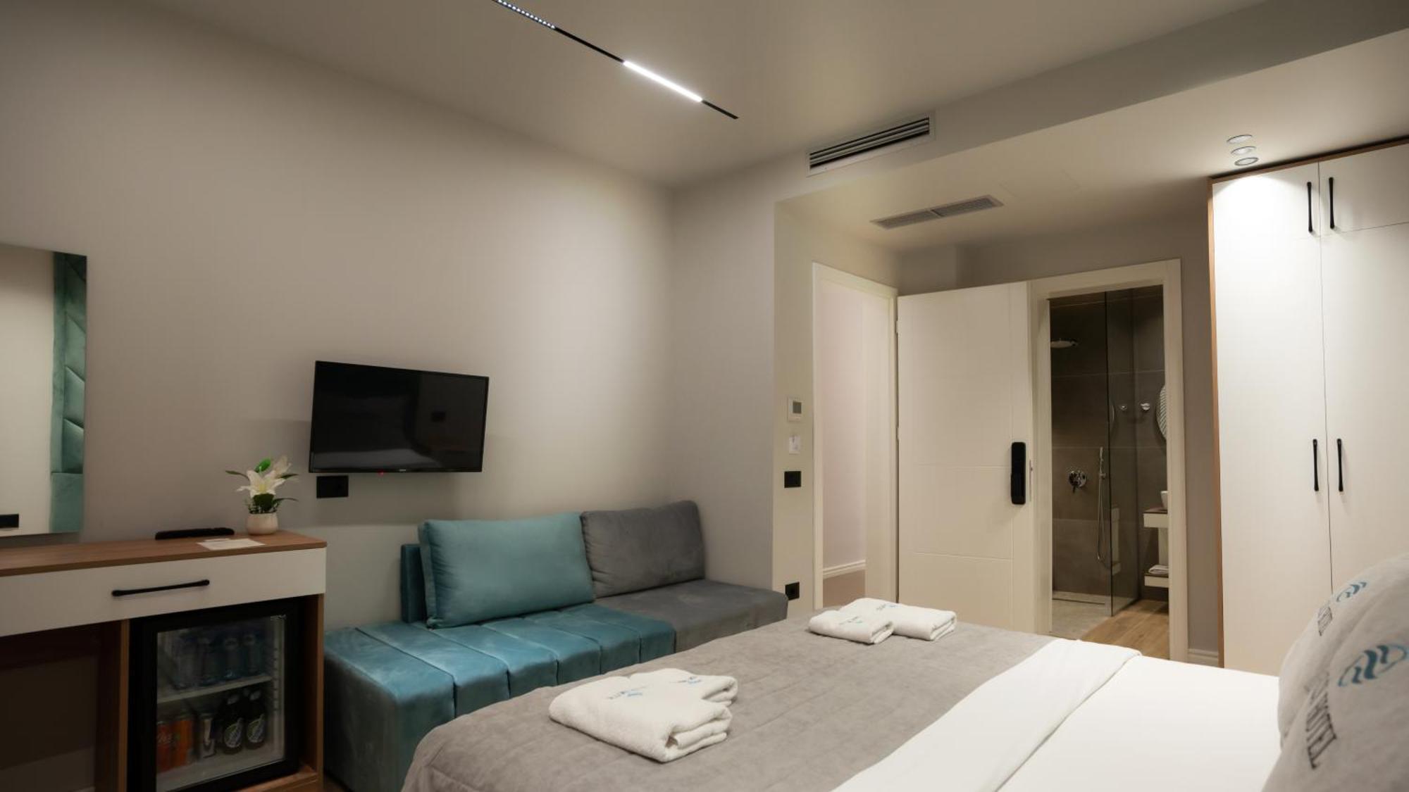 Hotel Saly Durrës 외부 사진