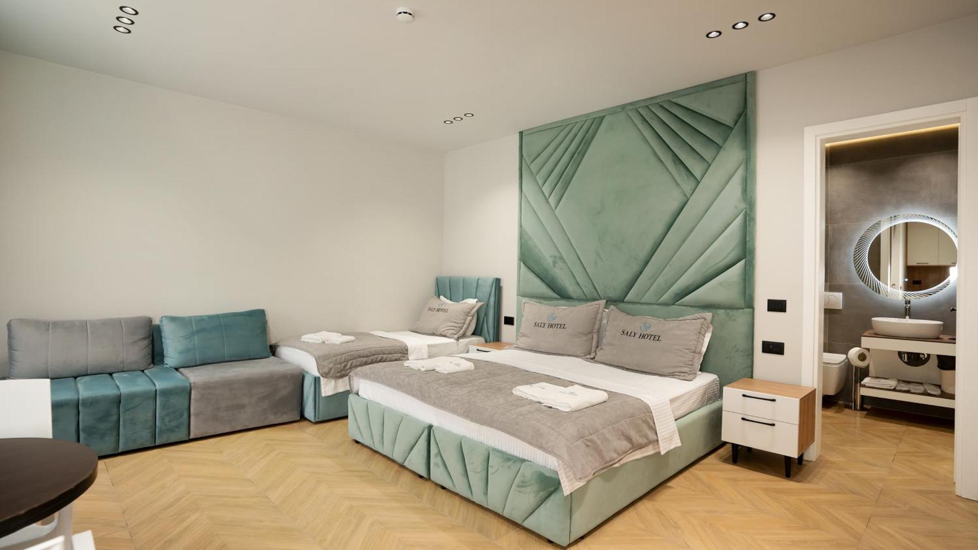 Hotel Saly Durrës 외부 사진