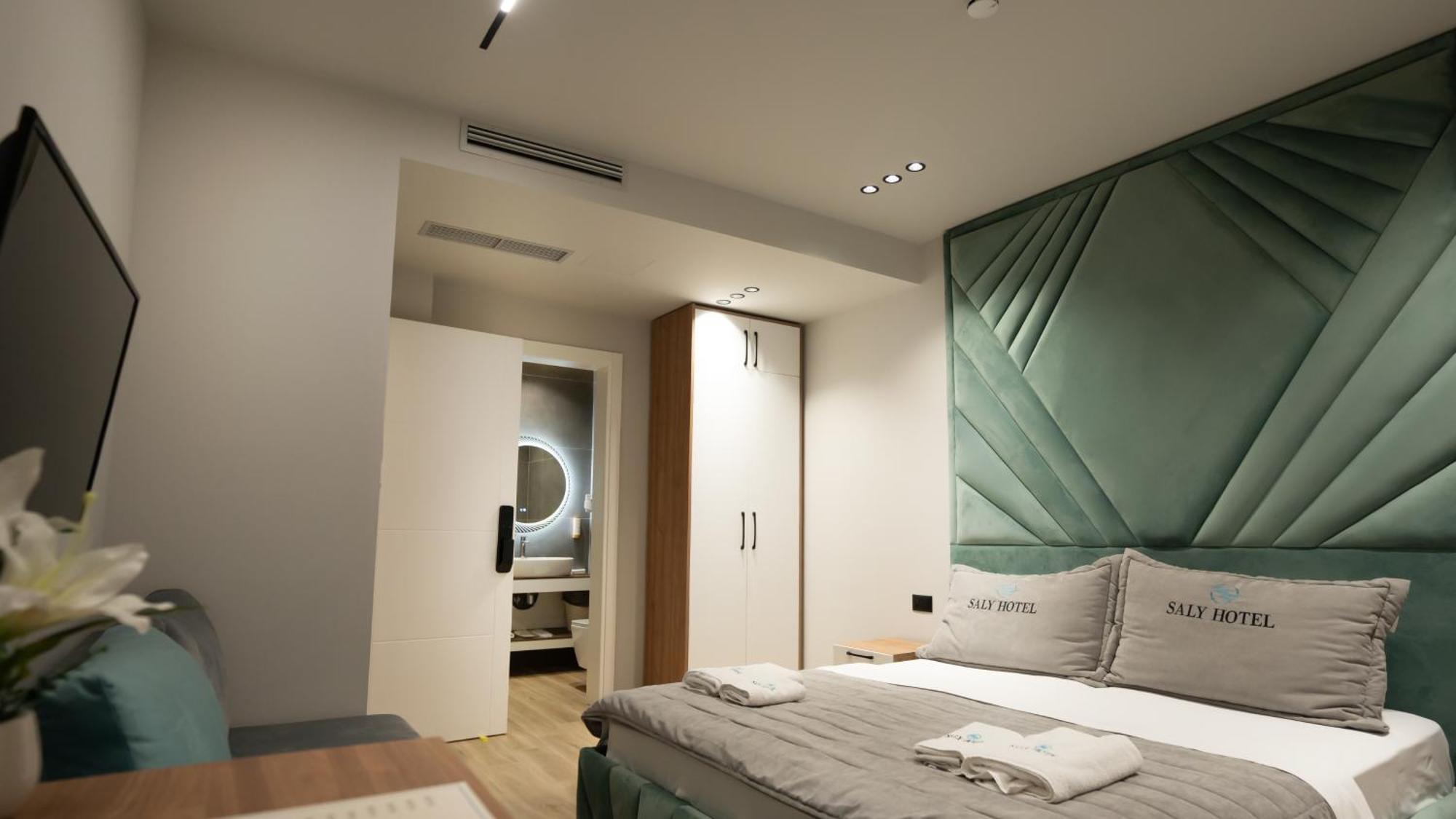 Hotel Saly Durrës 외부 사진