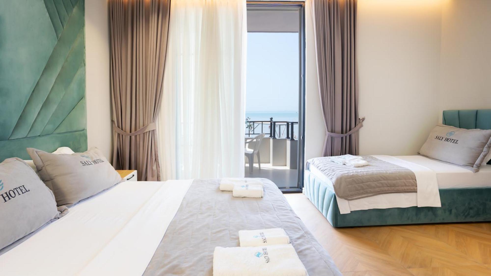 Hotel Saly Durrës 외부 사진