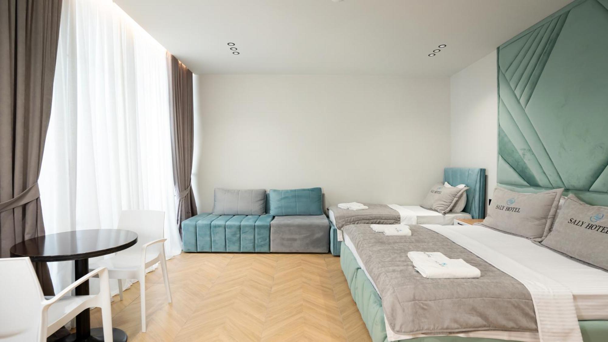 Hotel Saly Durrës 외부 사진