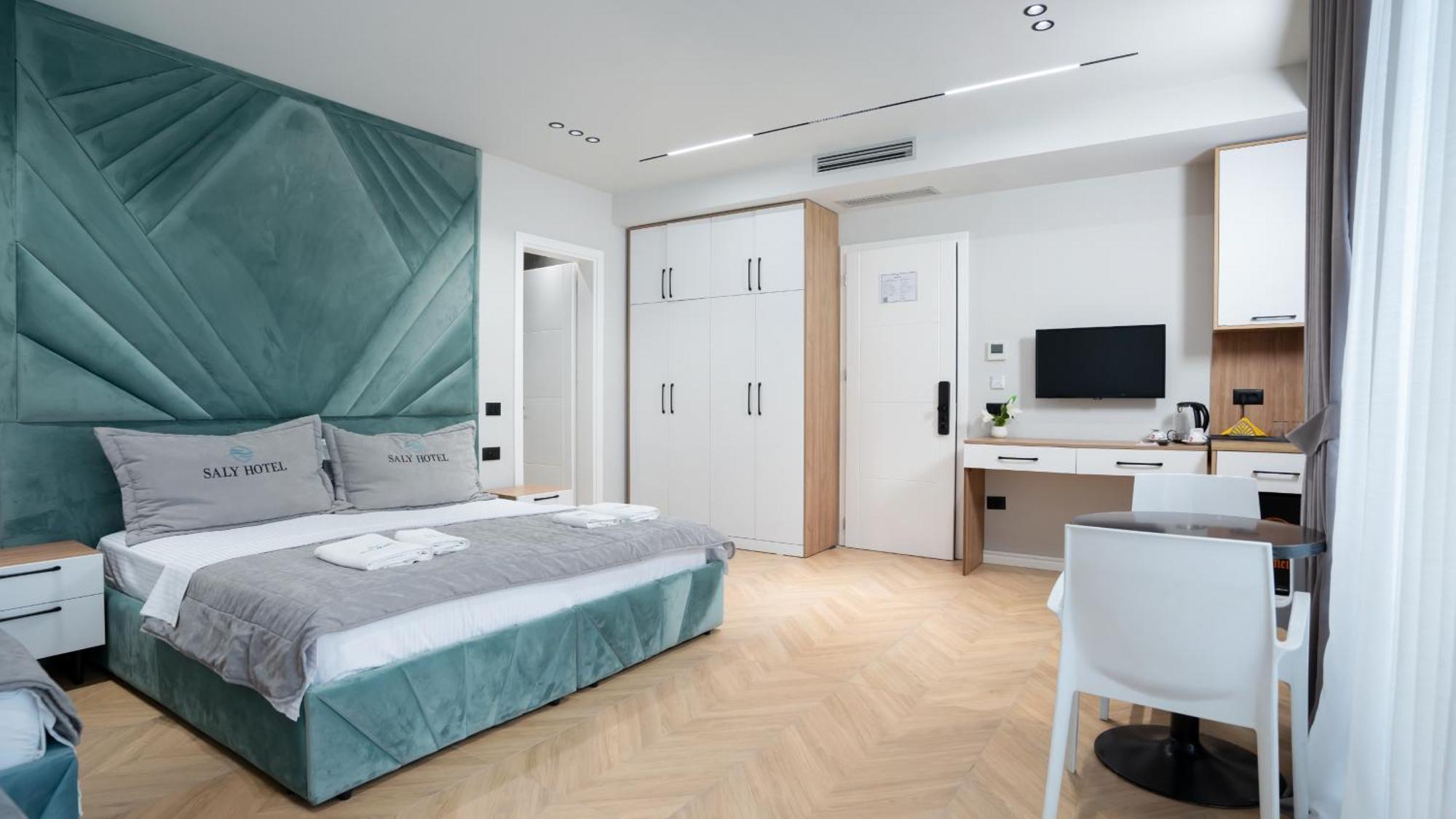 Hotel Saly Durrës 외부 사진