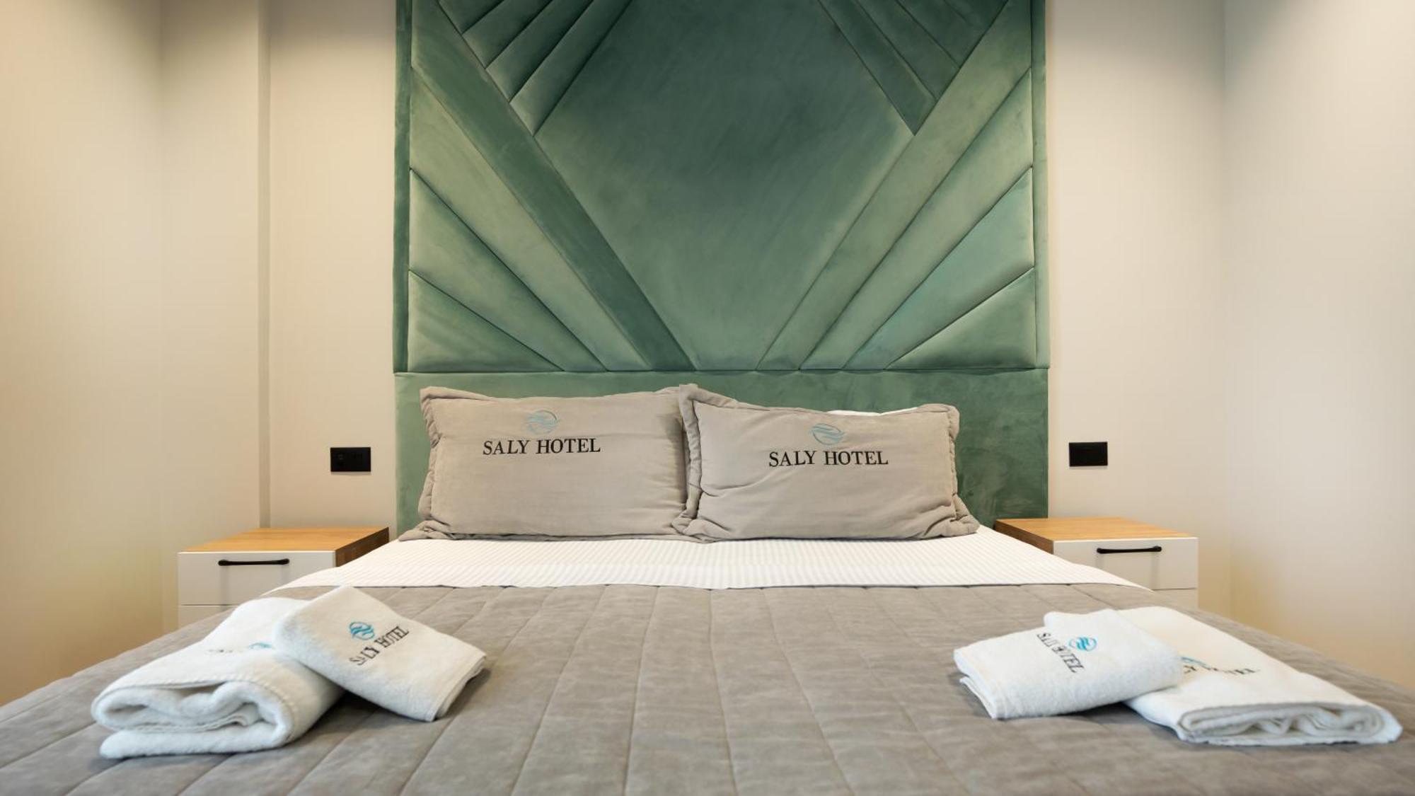 Hotel Saly Durrës 외부 사진
