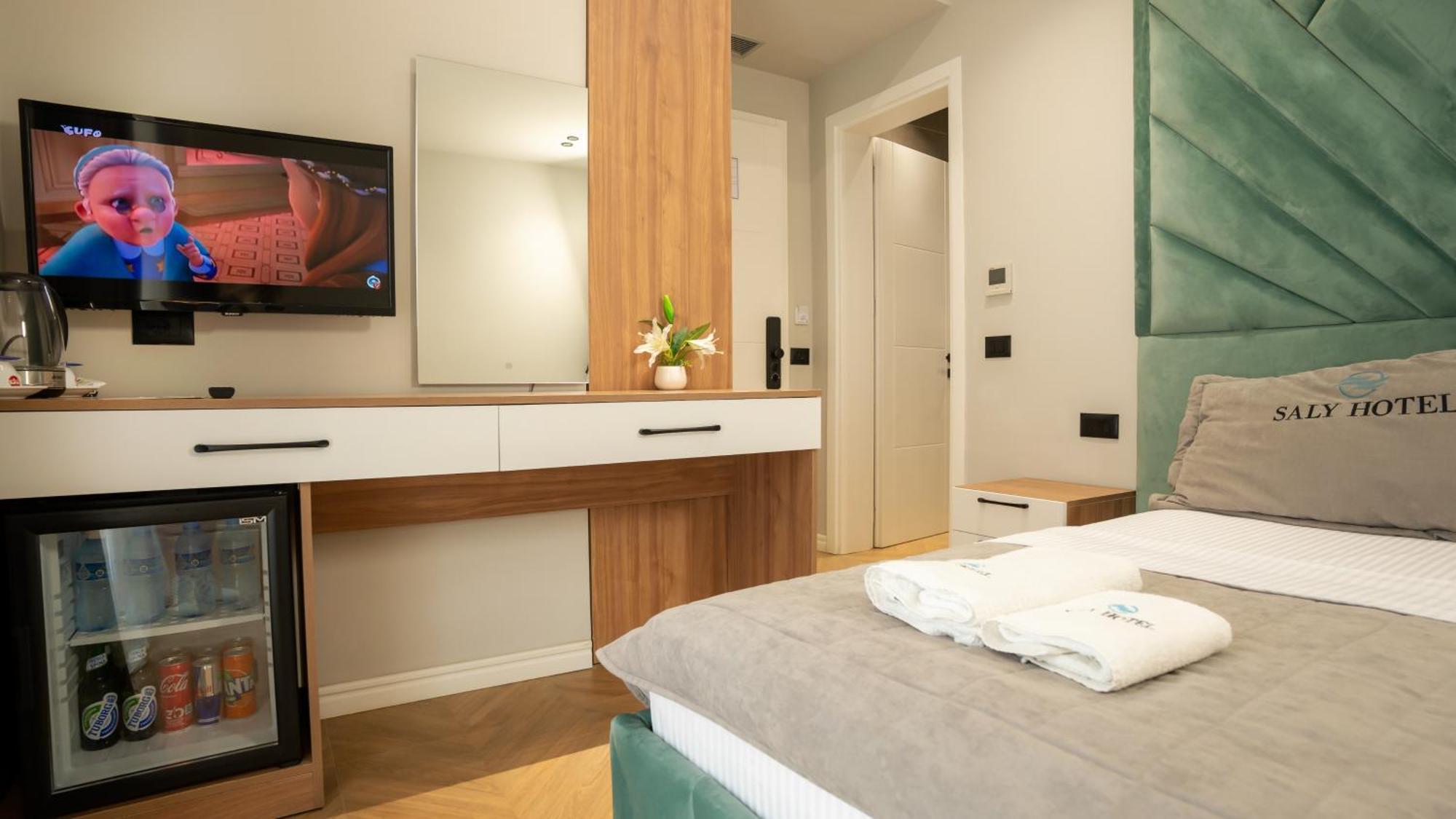 Hotel Saly Durrës 외부 사진